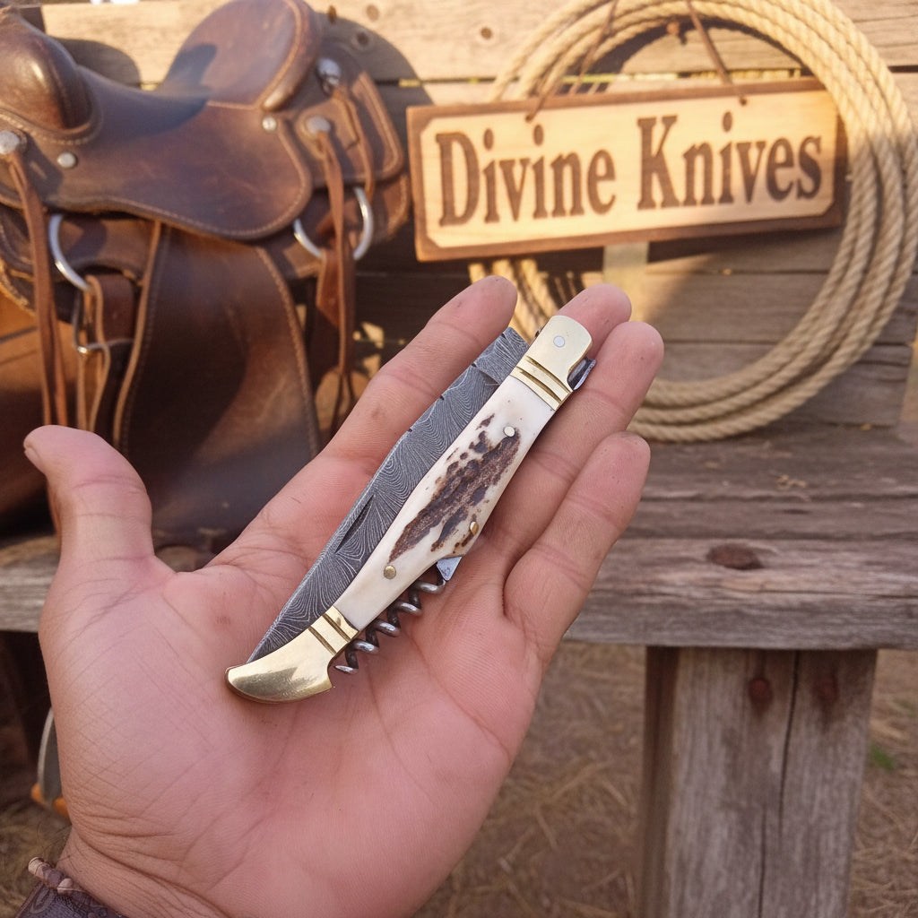 Laguiole StagHorn Pocket Knife with Forged Damascus Blade