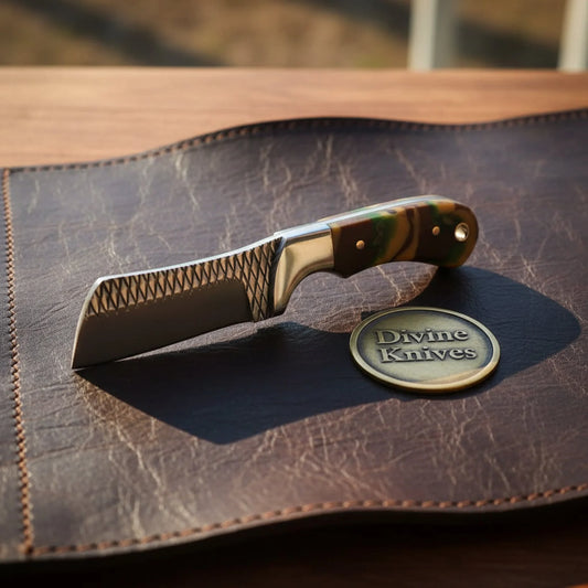 Camo Resin Rasp Bull Cutter Knife with Broad Fixed Blade