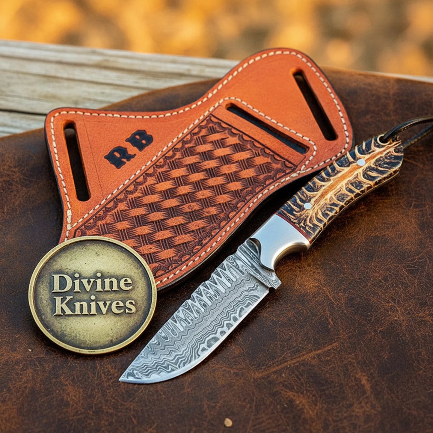 Pinecone Damascus Drifter Knife with Raindrop Damascus Blade