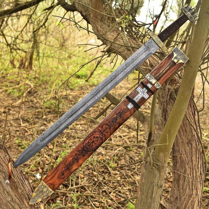 Gunnar Damascus Sword with Fullered Blade and Carved Vegvisir Scabbard