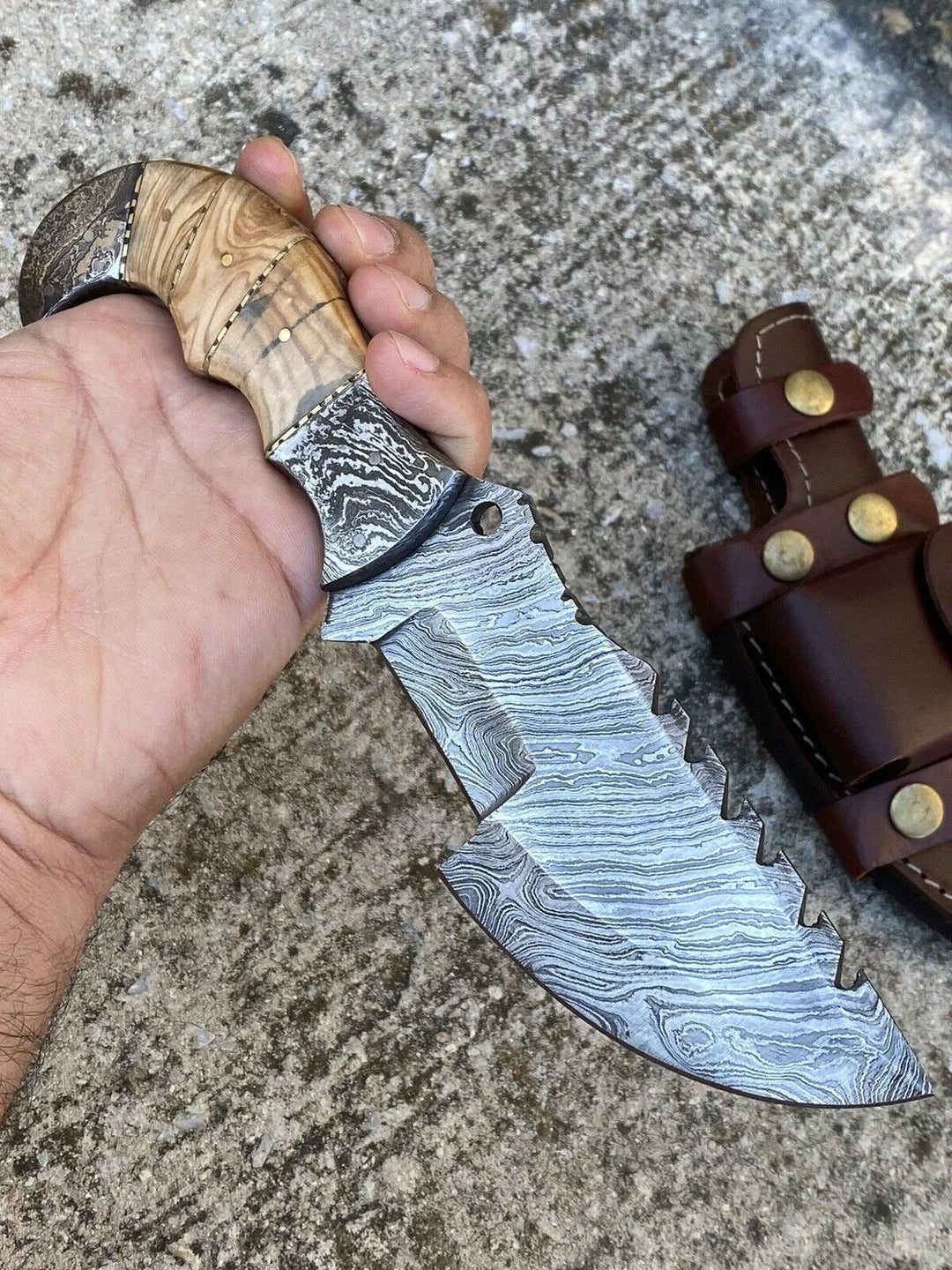 Sawback Tracker Bushcraft Knife with Olive Wood Handle & Leather Sheath